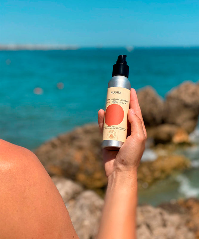 Crema Solar Fluida SPF 50 – Protección Solar Orgánica para Toda la Familia