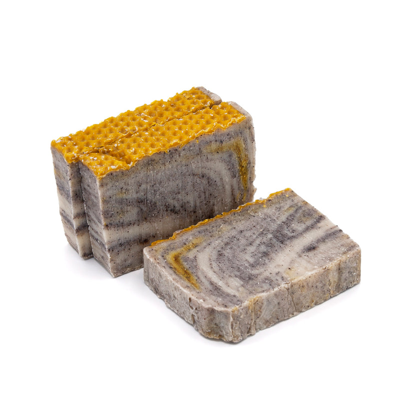 Jabón natural artesanal de aloe, miel y propóleo, oliva y coco
